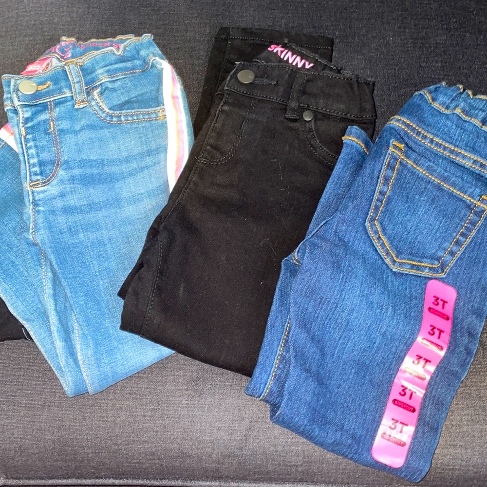 TODDLER JEANS 3 PAIRS